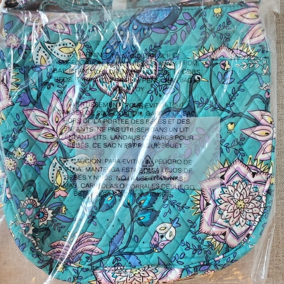 Vera Bradley Peacock Garden Trio Zip Hipster - Picture 5 of 5